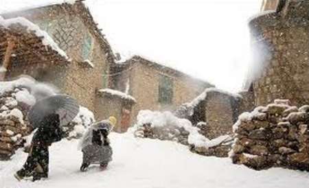 محاصره 10 روستای فریدونشهر در برف