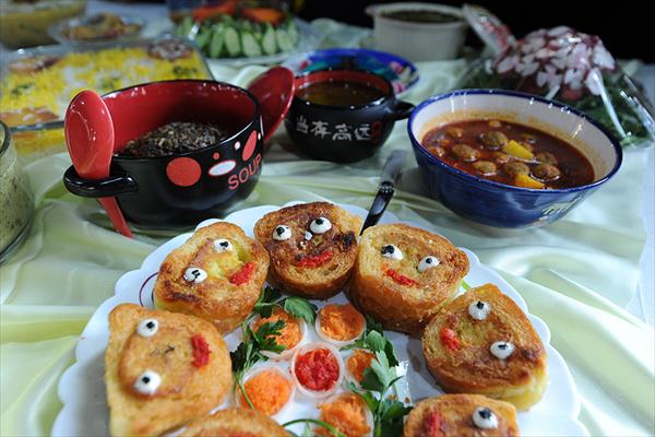 جشنواره غذا در شهر باغشاد اصفهان