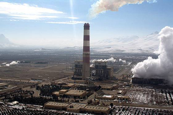 لزوم تغییر سوخت نیروگاههای اصفهان