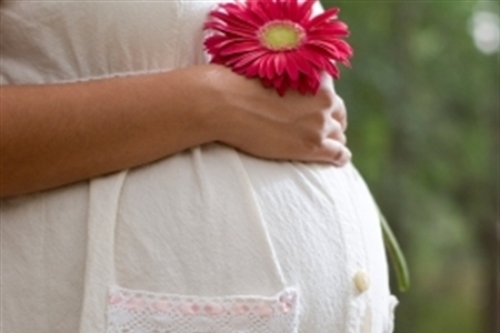 مداوای ترک های پوست شکم به علت بارداری